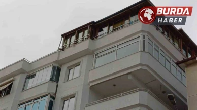 Sanatçı Güllü evinin terasından düşerek hayatını kaybetti.