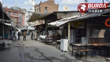 Ankara’nın "İtfaiye Meydanı"ndaki iş yerlerinde yıkım başladı.