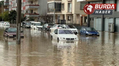 Aydın'da Şiddetli Sağanak Yağış Dereleri Taşırdı, Sokaklar Göle Dündü
