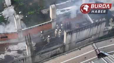 Gaziosmanpaşa'da İşyerinde Çıkan Yangın Dron Kamerasına Yansıdı