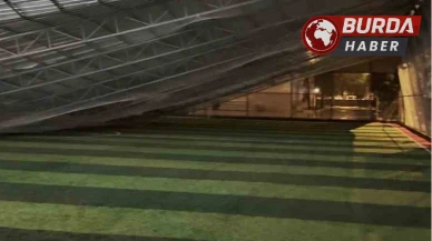 Antalya'da Fırtına ve Hortum Felaketi: Halı Sahanın Çatısı Çöktü