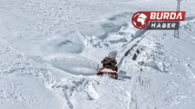 Van’da nisan karı: 93 yerleşim yerinin yolu kapandı.