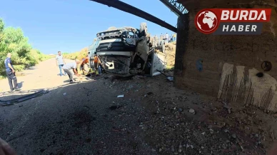 Manisa'da çöp toplama aracı dereye uçtu: 3 işçi yaralandı
