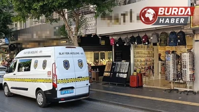 Yakınları tarafından kayıp olarak bildirilen adam, evinde ölü bulundu.