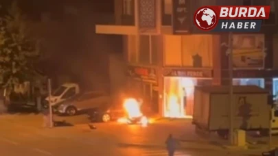 Bucak'ta Motosiklet Alev Aldı, Sürücü Son Anda Kurtarıldı