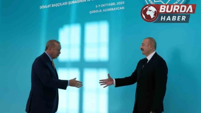 Cumhurbaşkanı Erdoğan’ı TDT 12. Zirvesi’nde İlham Aliyev karşıladı.
