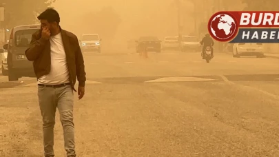 Suriye'den Gelen Toz Bulutu Şanlıurfa'yı Kapladı