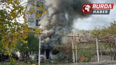 Samsun'da Şömine Kıvılcımı Ev Yangınına Neden Oldu