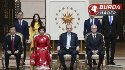 Beş Ülkenin Büyükelçileri, Cumhurbaşkanı Erdoğan'a Güven Mektubu Sundu