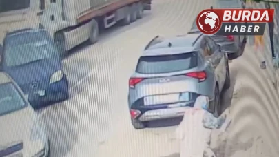 Pendik'te Uyuyakalan Tır Sürücüsü 5 Araca Çarptı