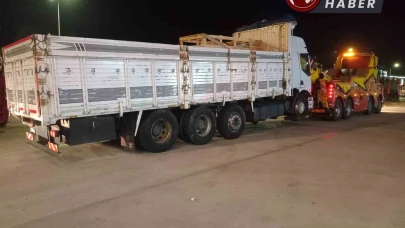 Kazada Kamyon Çekiciye Arkadan Çarptı, 1 Kişi Hayatını Kaybetti