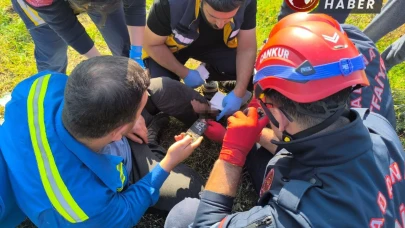 Ceyhan'da Ayağı Testereye Sıkışan Kişiyi İtfaiye Ekipleri Kurtardı