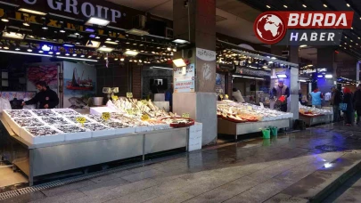 Karadeniz'de 35 Yılın En Bereketli Hamsi Sezonu: Kilogramı 50 TL