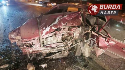 Amasya'da Otomobillerin Kafa Kafaya Çarpıştığı Kazada 1 Kişi Öldü