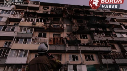 Rusya'nın Kiev'e Yaptığı Saldırıda 3 Ölü, 26 Yaralı