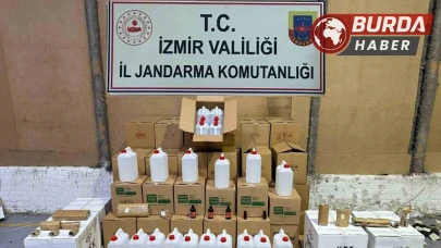 İzmir'de Kaçak Alkol Operasyonu: 2 Bin Litre Etil Alkol Ele Geçirildi