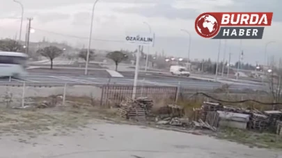 Afyonkarahisar'da Minibüs Kazası: 18 Öğrenci Yaralandı