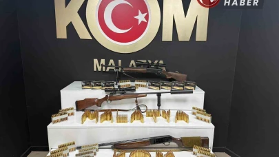 Malatya'da Ruhsatsız Silah Operasyonu: 2 Kişi Gözaltında