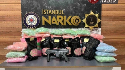 Avcılar'da Bir Evde 601 Bin 380 Adet Uyuşturucu Hap Ele Geçirildi