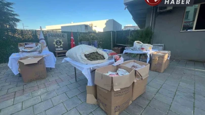 İzmir'de 3 Milyon Adet Uyuşturucu Ele Geçirildi 46 Şüpheli Tutuklandı