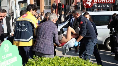 Aydın'da Boşanma Aşamasındaki Eşini Adliye Önünde Bıçakladı