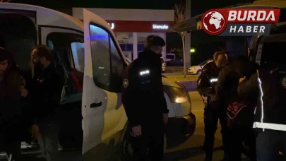 Erzurum'da 37 Kaçak Göçmen ve 10 Organizatör Operasyonla Yakalandı