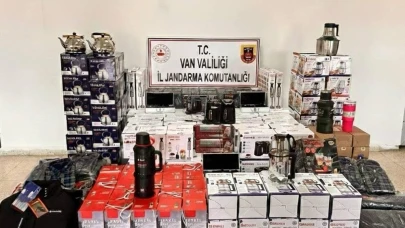 Van'da 1.5 Milyon TL Değerinde Gümrük Kaçağı Eşya Operasyonu