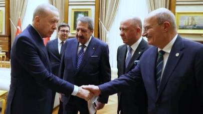 Cumhurbaşkanı Erdoğan, Ankara Ticaret Odası Heyetini Kabul Etti