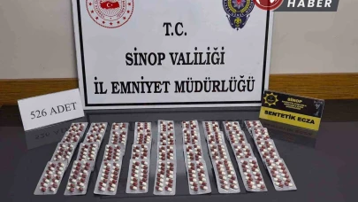 Sinop'ta 526 Sentetik Ecza İle Yakalanan 2 Şüpheli Tutuklandı