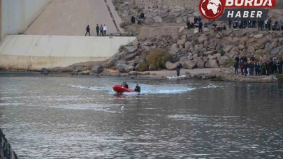 Dicle Nehri'nde Kaybolan 12 Yaşındaki Çocuğun Cansız Bedenine Ulaşıldı