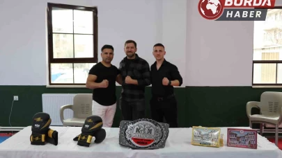 Dünya Kickboks Yıldızı Erkan Varol, Osmanelispor’da!