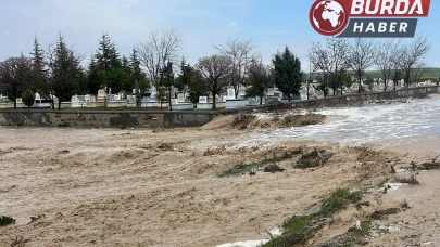 Vatandaşlar yağmur duasına çıktı, Kulu’yu sel aldı!