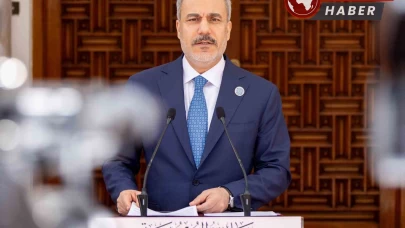 Hakan Fidan, Cezayir Cumhurbaşkanı Tebbun tarafından kabul edildi.