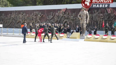 Çanakkale Kara Savaşları’nın anma etkinlikleri törenle başladı.