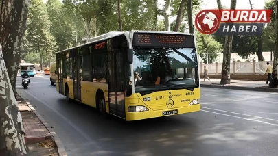 Yol vermediği gerekçesiyle İETT otobüsüne saldırıp camını kırdılar.