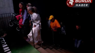 İspanya ve Portekiz karanlığa gömüldü, hayat durdu.