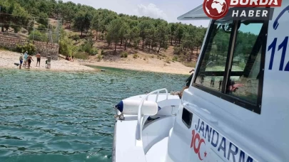 Şanlıurfa’da suda yüzen 32 kişiye 94 bin lira ceza kesildi.