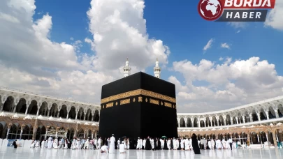 Hac ve umreye gitmek isteyen vatandaşları dolandıranlar yakalandı.