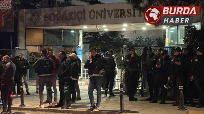 Boğaziçi Üniversitesi’nde göstericiler polise saldırdı:13 polis yaralı