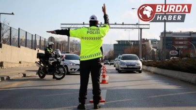 Film sahnelerini aratmayan kovalamaca yürekleri ağza getirdi.