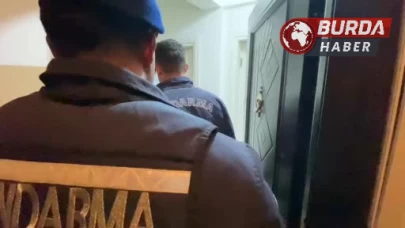 İnternetten izleyip 5. kattaki evini uyuşturucu tarlası yaptı.