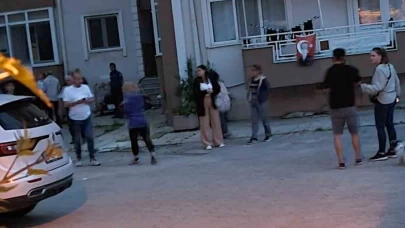 Cam silen kadın 2’nci kattan düşerek hayatını kaybetti