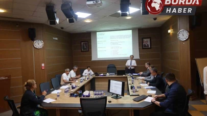 Kocaeli'de tarihi geçmiş ürün satan marketlere ceza!
