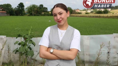 Babasının mazbatası iptal edilince genç kadın muhtar seçildi
