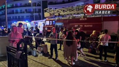 Antalya’da 5 yıldızlı otelde yangın:  622 turist tahliye edildi