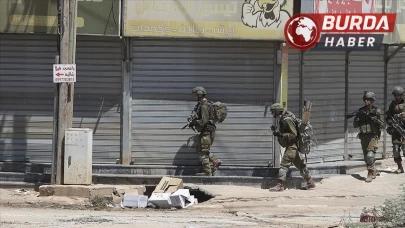İsrailli yerleşimciler Batı Şeria’da İsrail üssüne saldırdı.