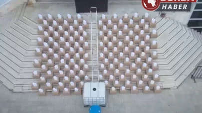 Denizli’de 3 bin litre kaçak alkol ele geçirildi.