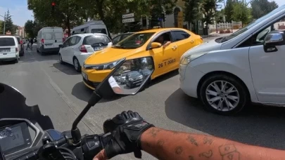 Eskişehir'de taksi şoförü ve kurye arasında kavga!