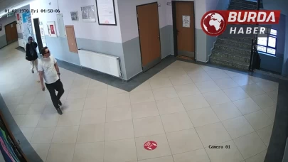 Sahte beyan ile işlem yapmak isteyen veliden bıçaklı saldırı!