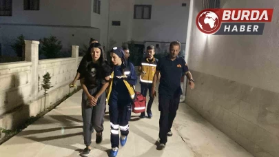 Eşinin eve kilitlediği kadın hap içip intihara kalkıştı.
